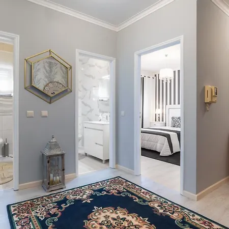 Апартаменты Metropolitan Gaia-porto Вила-Нова-ди-Гая